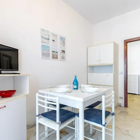 Hostdomus - Cozy Corner Near The Sea * Finale Ligure