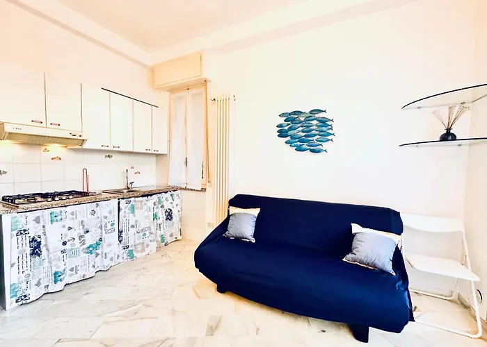 Hostdomus - Cozy Corner Near The Sea Appartement *